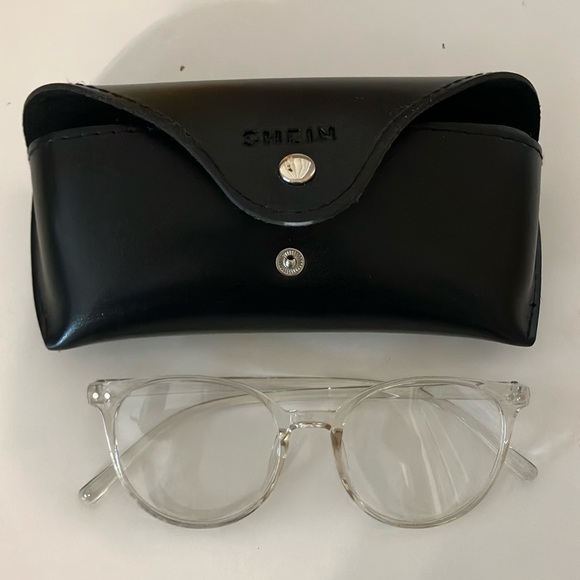 SHEIN blue light glasses and case Preowned - Picture 1 of 4